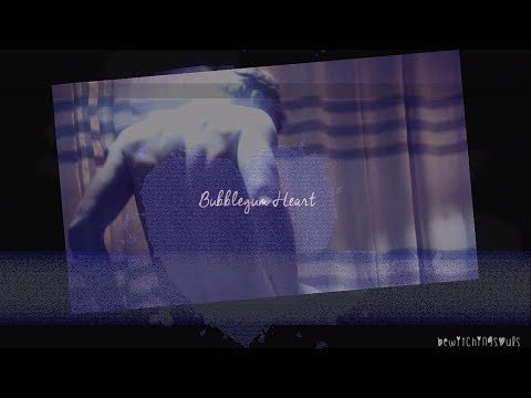 Skins UK - Bubblegum Bitch (MAXXIE)