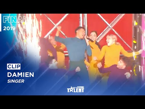 DAMIEN sings Elton John's "I'm Still Standing" on France's got talent !