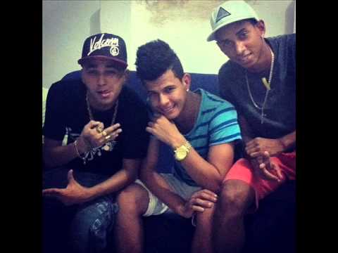 MC VERTINHO, TOCHA E DADA BOLADÃO - ELA É BRABA