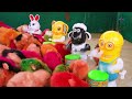 MURGI Chicks Vs Elephant Rabbit Monkey Kevin Minion Toys Are Beating Drums Playing Fish Cutting