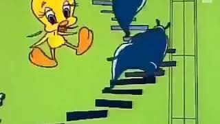 Vous entendez "ouvrez vos paupières" ou "ouvrez vos gros con" ?