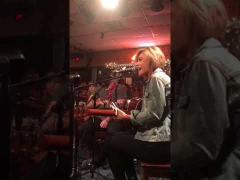 Krista Angelucci at Bluebird Cafe - "Fake Girl"