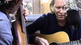 Dave Rawlings &amp; Gillian Welch - WUTC Sessions - Snowing on Raton