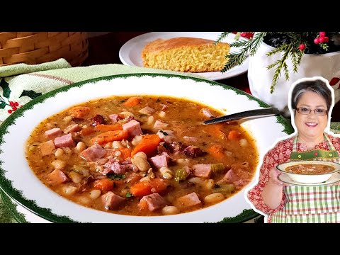 White Beans and Ham Soup // I  love it! ❤️