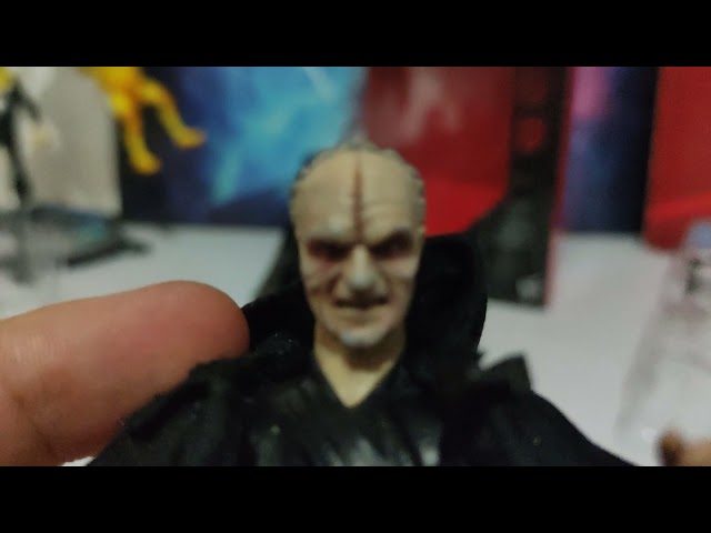 Vídeo relacionado con Star Wars Figura de acción Emperador Palpatine en Trono 10cm
