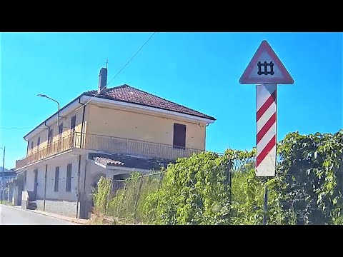 Dal passaggio a livello di Via Santa Caterina al PL di Strada della Brondina - Acqui Terme (AL)