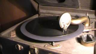 Walking My Baby Back Home - Maurice Chevalier (Victor)