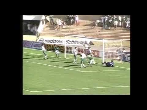 Alex Dias (Goiás) - 10/11/1996 - Goiás 4x1 Juventude - 1 gol