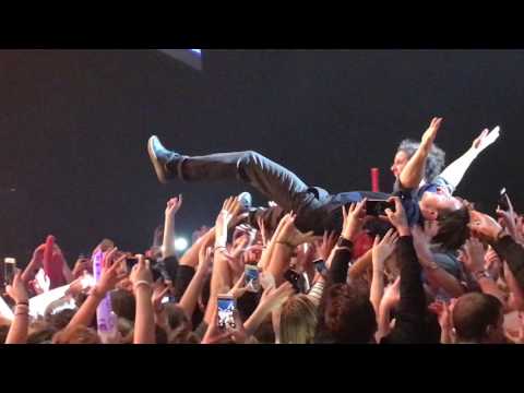 Martin Solveig - Intoxicated (Petit bain de foule oklm) @ Electroshock 2017