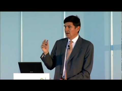 Manuel Pimentel explica la relación entre recortes, ciclos económicos, optimismo y crecimiento en la situación económica actual.