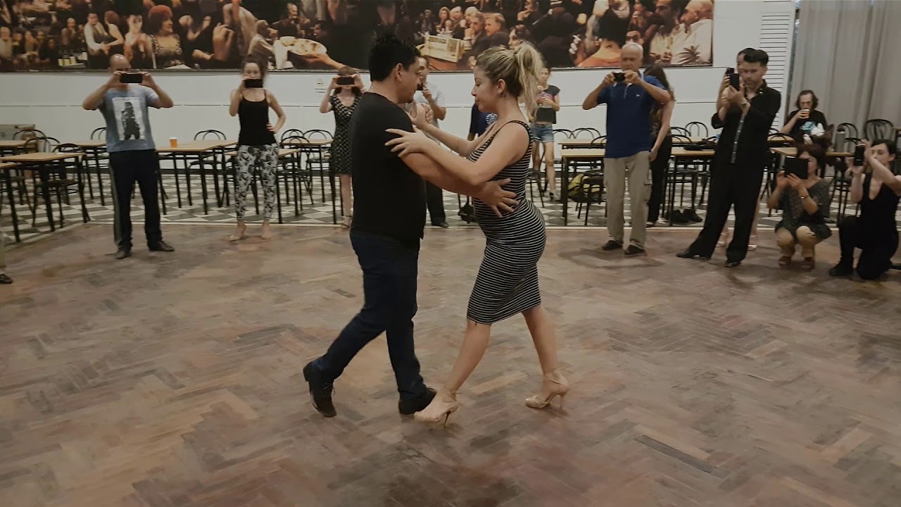 Revue de stage Noelia Hurtado y Carlito Espinoza Salon Canning Buenos Aires janv 2019