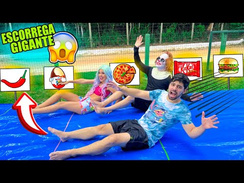 WHERE YOU SLIP YOU WILL HAVE TO EAT WITH HARLEY QUINN, JOKER, IT AND THE VILLAINS!!