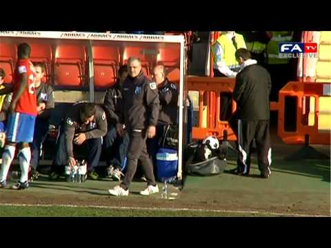 York City boss Gary Mills on The FA Trophy, career & managment | FATV