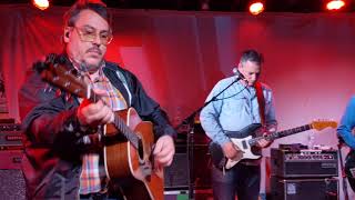 They Might Be Giants - &quot;We Want a Rock&quot; (2018-12-30 - Daryl&#39;s House, Pawling, NY)