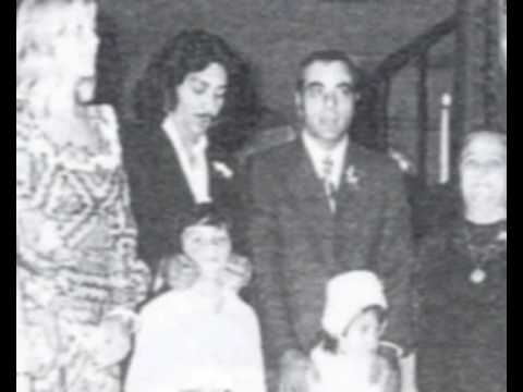 Video thumbnail for Γειτονοπούλα όμορφη (Yetonopoula Omorfi)