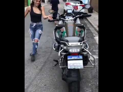 MAIS REPEIRO COM AS BAIXINHA