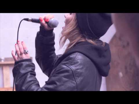 Beatnik Session - Debian Blak feat Kate Sproule (Mt.Wolf) - Dive