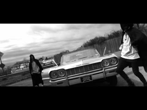 The Doppelgangaz - Roll Flee (feat. Tnava) [Official Video]