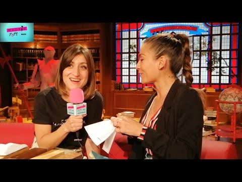 SUSI CARAMELO responde a nuestro minuto rápido #POPSATTACK | MADRID POPS