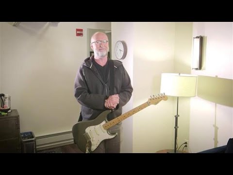 Bob Mould Will Teach You Guitar