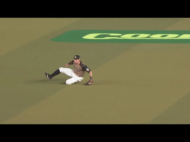 【3回裏】ファイターズ・大田 スライディングキャッチで魅せる!! 2020/8/12 M-F