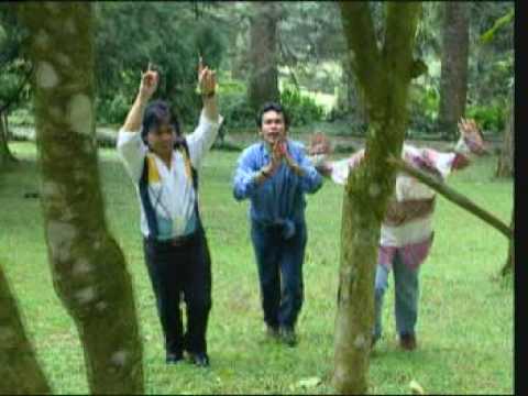 Ovall - Trio Siksik Si Batu Manikkam