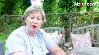 Guide to the Rose of Sharon bush.mp4