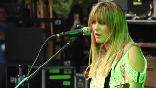 Grace Potter and The Nocturnals  - Nothing But The Water @ Lollapalooza 2011