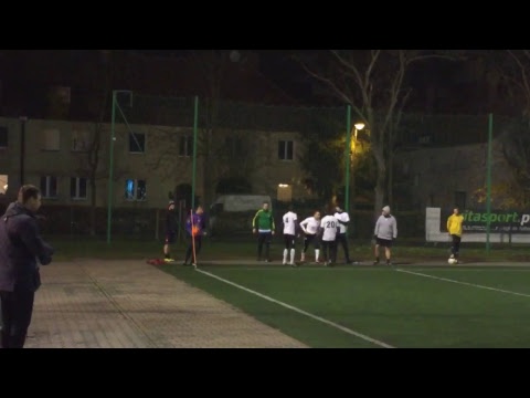 15.11 Politologia UWr (fioletowe) - Castorama Korona (pomarańczowe)