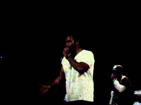 Pharaohe Monch performing live at   Duck Down VS Blacksmith @ CMJ2011