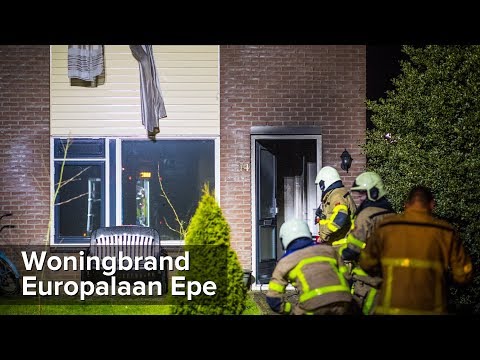 Woning onbewoonbaar door brand Europalaan Epe - ©StefanVerkerk.nl