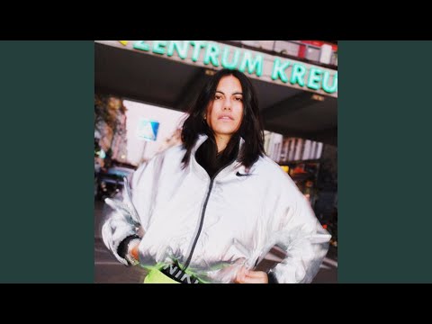 Video thumbnail for Estamos Mal (Remix)