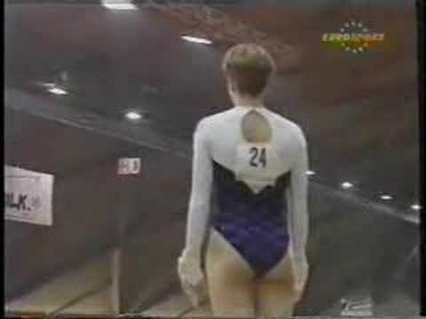 Andrea Molnar - 1993 European Cup AA - Floor Exercise