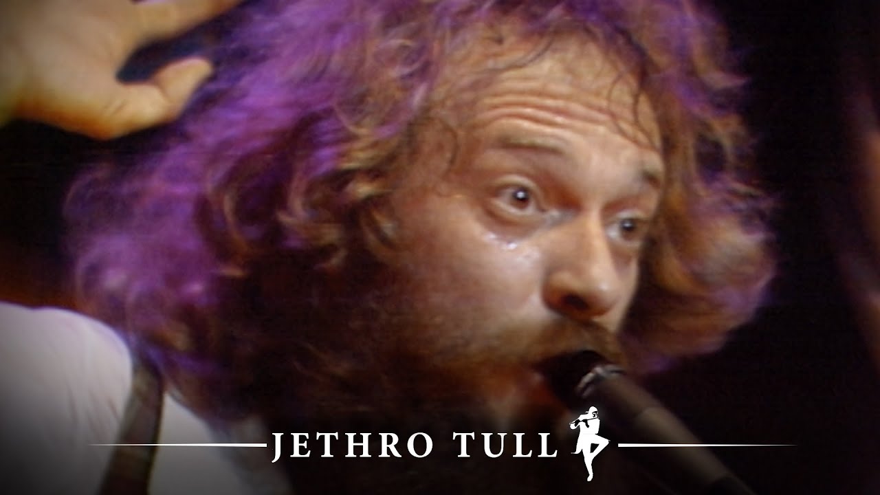 Jethro Tull - Aqualung (Live At Madison Square Garden, 1978) - YouTube