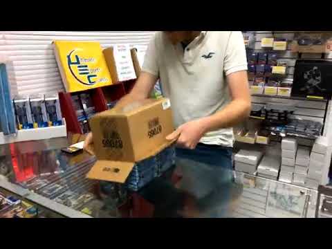 Ultimate Sportscards 3 case break - 2016-17 Ice - huge Matthews pull