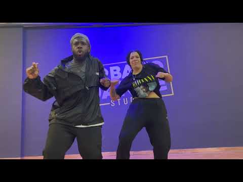 COTHOZA- DLADLA MSHUNQISI (DANCE VIDEO)