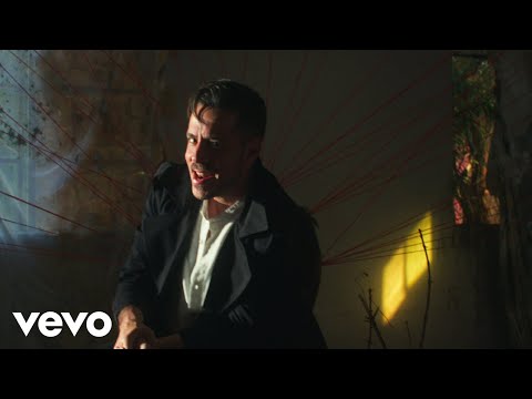 José Madero, Sofía Thompson - Dafne