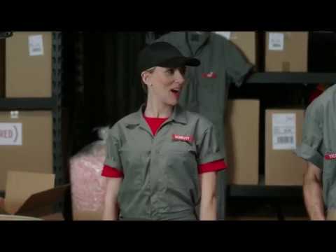 Scarlett Johansson & Fred Armisen : Red Distribution Center, Comedy