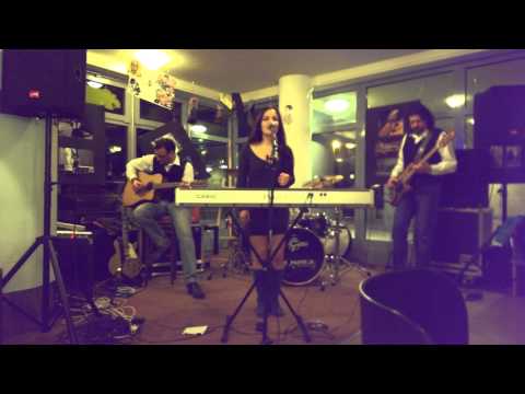 Merely Wild - Merely Wild - Breathless (Ta Kavárna, Prague, 8.1.2014)