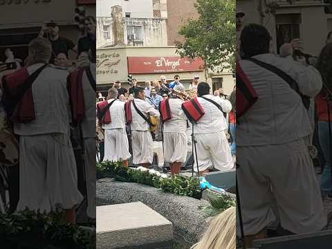 Los Cantores del Alba #musica #cordoba #folclore #argentina #malvinas #plaza #centro #guitarra