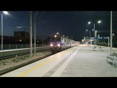 EP09-006 + IC LWÓW EXPRESS z Przemyśla Gł. do Wrocławia Gł., mija stację Rzeszów Zachodni 21.09.2020