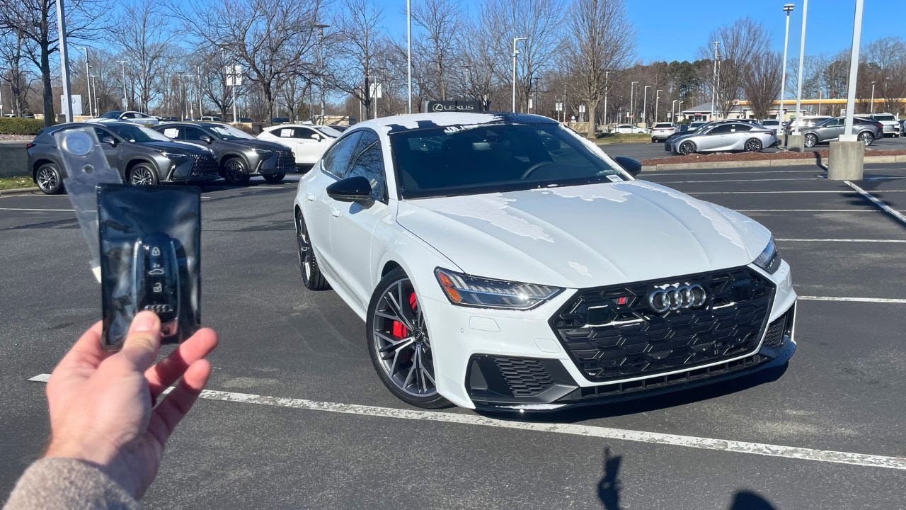 Discover the TOP FEATURES of the 2025 Audi S7 Premium ...