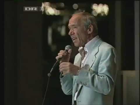 To lys paa et Bord - Otto Brandenburg -  The Tivolis Big Band