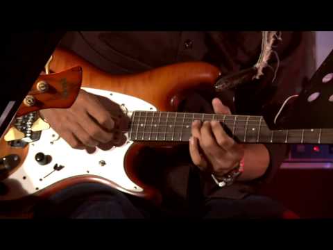 Performance 25 Besar: PIERRE (Jakarta) - Butiran Debu