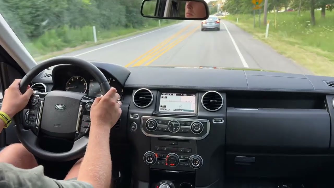 2013 Land Rover LR4 | Test Drive Video