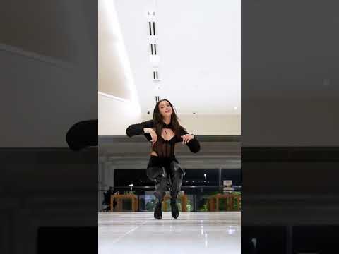 Getting Sturdy In Heels Dance Video - Liz Sanchez