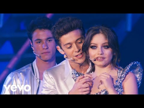Elenco De Soy Luna, Karol Sevilla - Eres (Official Music Video) En Vivo