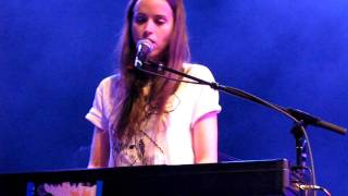 3/5 Holly Miranda  - Everytime I Go To Sleep @ Bass Concert Hall, Austin, TX 2/26/10