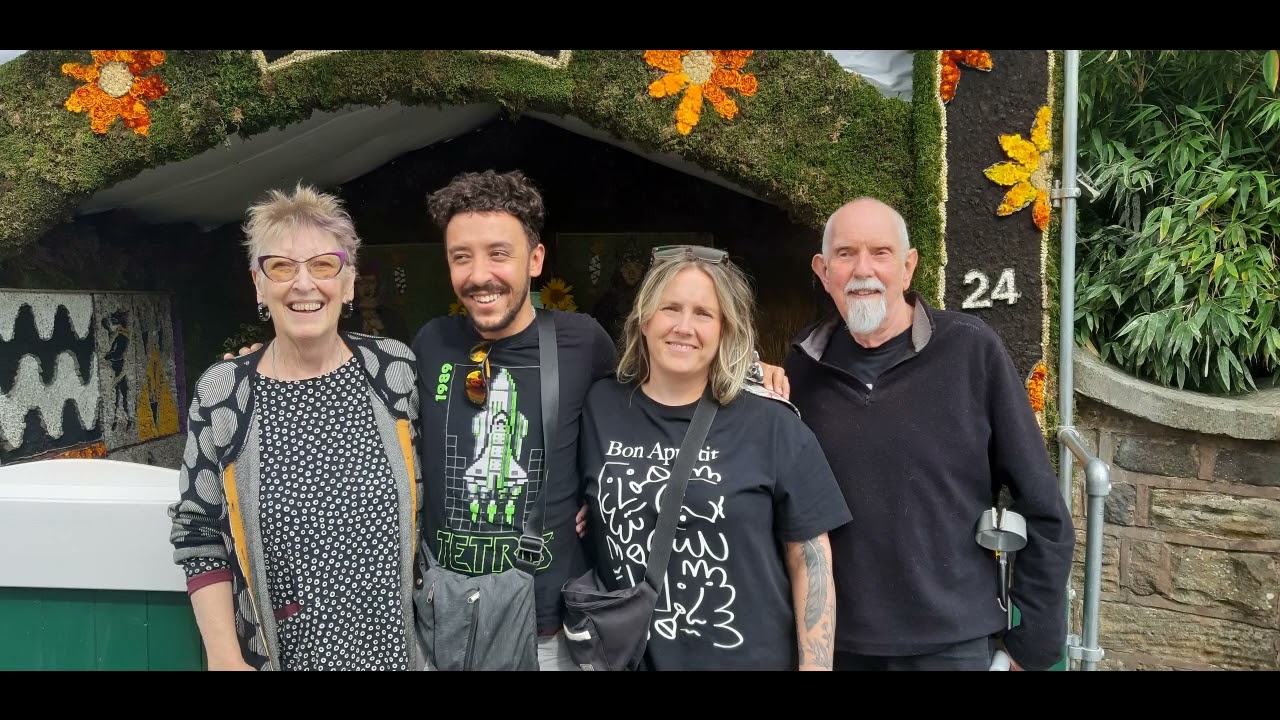 Flowers by The Moths