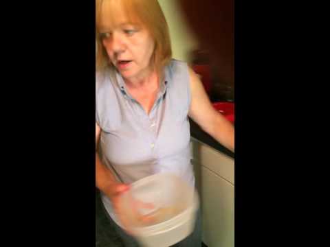 download lagu mp3 mp4 Can I Freeze Beetroot, download lagu Can I Freeze Beetroot gratis, unduh video klip Can I Freeze Beetroot